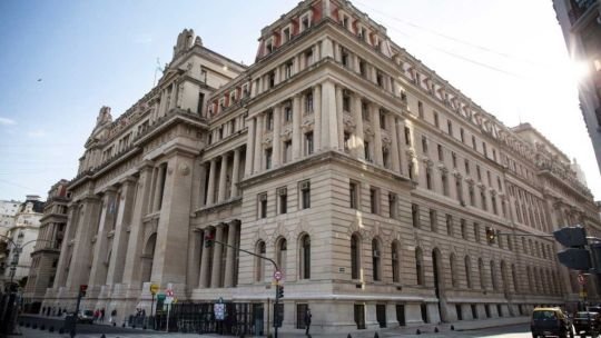 La Corte Suprema revocó una absolución y ordenó reabrir la causa por la muerte de un niño con quemaduras en 2002