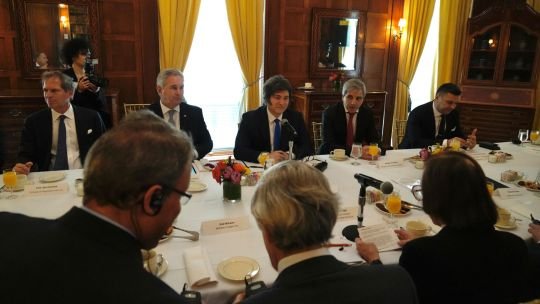 Javier Milei sedujo a empresarios en Nueva York: prometió un plan a 6 años y respeto total a las patentes