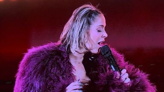 Tini Stoessel cerró la última función de Futttura en Buenos Aires con un reencuentro inolvidable de Violetta con Jorge Blanco y Mechi Lambre