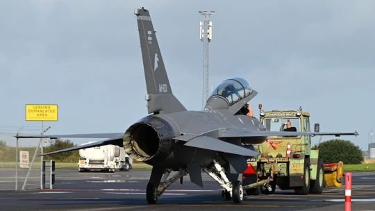 F16 en Córdoba: cuando llegan y dónde se harán las pruebas técnicas en la provincia de los cazas