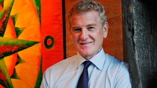 De Narváez presentó una oferta de US$ 1.000 millones para quedarse con Carrefour Argentina