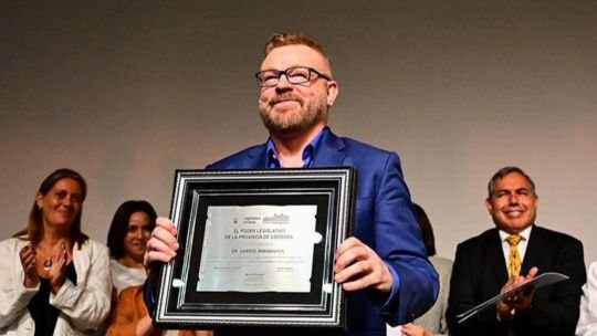 La Legislatura de Córdoba premió a Gabriel Rabinovich por un desarrollo que podría transformar los tratamientos contra el cáncer La Legislatura de Córdoba premió a Gabriel Rabinovich por un desarrollo que podría transformar los tratamientos contra el cáncer