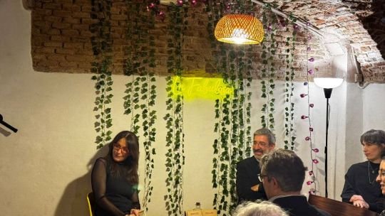 Guillermina Delupi presentó su primer libro de poesía en España