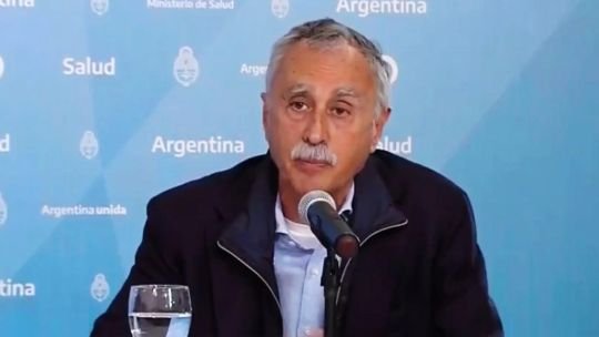 La Comisión de Fentanilo citó nuevamente al ministro Mario Lugones y expresó su enojo ante su faltazo: “¡Hay que traerlo de los pelos!” La Comisión de Fentanilo citó nuevamente al ministro Mario Lugones y expresó su enojo ante su faltazo: “¡Hay que traerlo de los pelos!”