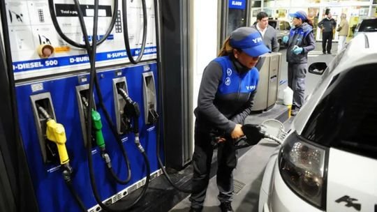 Presión impositiva en la nafta: “Del precio que pagamos hay 45 – 50% de impuestos”