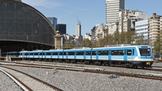 Descarriló un tren de la línea Sarmiento: ocho personas heridas
