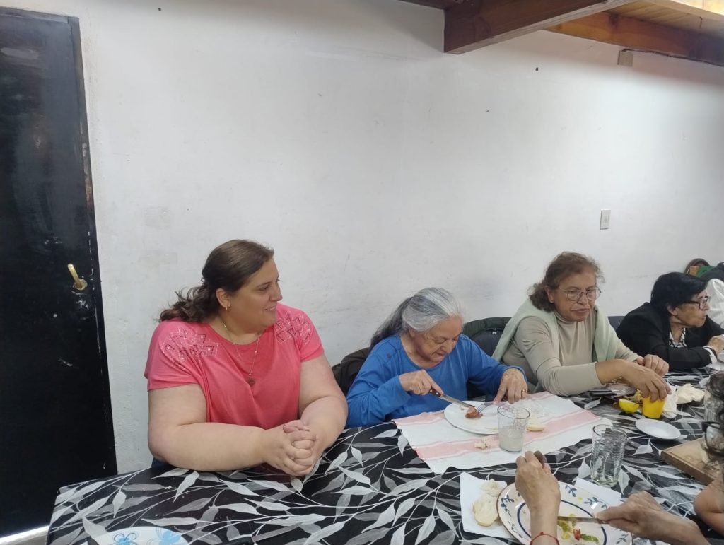 Almuerzo y Cierre de los Talleres para Adultos Mayores