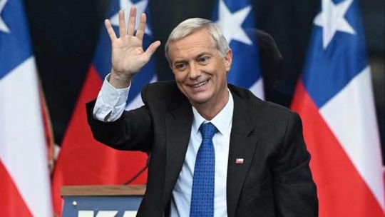 José Antonio Kast será el próximo presidente de Chile: ganó el balotaje por más de 15 puntos y Jeanette Jara ya reconoció la derrota