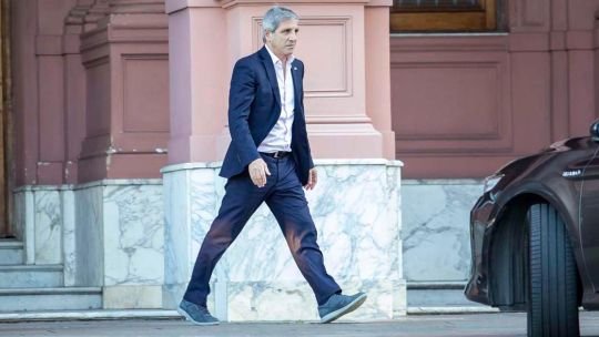 El Gobierno diseña un “puente financiero” con REPOs para volver a Wall Street con una tasa de un dígito