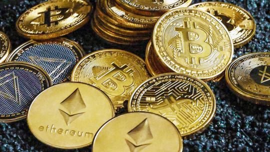 Bitcoin, Ethereum y BNB: a cuánto cotizan las criptomonedas hoy, jueves 25 de diciembre