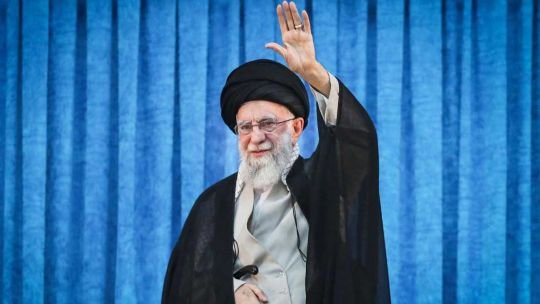 Ahorcaron en Irán al líder de un esquema Ponzi que estafó por US$ 350 millones