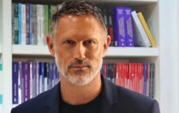 David Kavlin vuelve al quirófano tras sufrir un infarto y sigue la preocupación por su salud