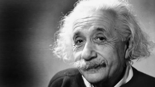 A 110 años de la Teoría de la Relatividad General de Einstein: cómo explica la gravedad y el espacio-tiempo