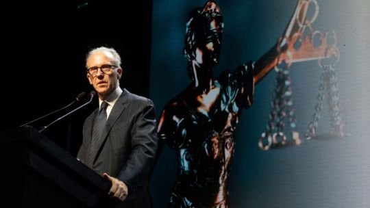 Carlos Rosenkrantz negó que la Corte Suprema privilegie las causas de corrupción y subrayó su imparcialidad