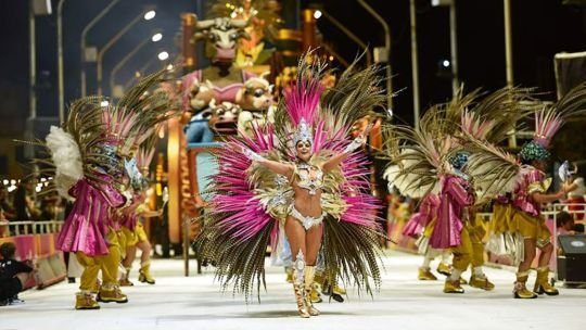 Los primeros tres feriados del calendario 2026: Año Nuevo y Carnaval, entre los más destacados