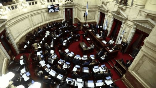 Sesión tensa en el Congreso: el Gobierno acelera el Presupuesto 2026 y crece la resistencia por artículos clave