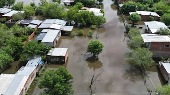 Inundaciones en Corrientes: el agua no baja, ya hay más de mil evacuados y anticipan nuevas lluvias