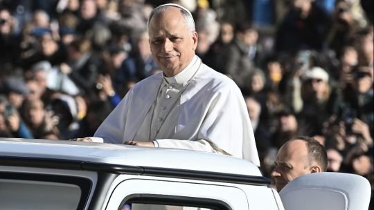 León XIV recibió a nuevos embajadores ante Santa Sede y llamó a luchar contra las desigualdades