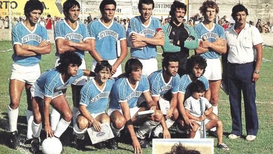 Tan cerca y tan lejos: cuando Estudiantes de Río Cuarto compartió torneos con Talleres, Belgrano e Instituto, aunque sin jugar contra ellos