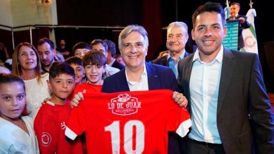 Un intendente de Córdoba lo hizo: enumeró las obras que no hará por la millonaria deuda de los vecinos