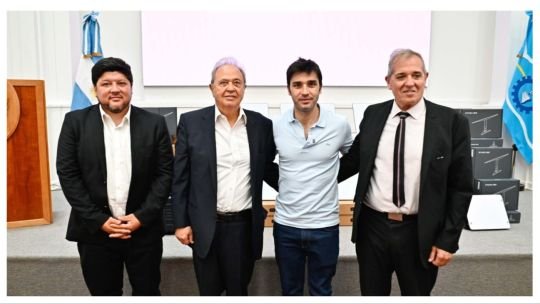 En acuerdo con Telecentro, Chubut suma 120 antenas de internet para escuelas rurales