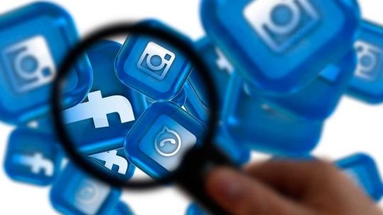 La política y la economía encabezaron el ranking en la conversación en redes sociales sobre la gestión de Gobierno