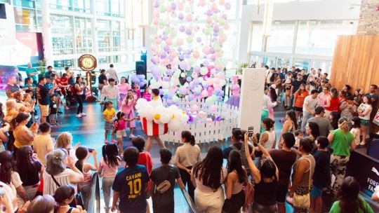 Parra trae buenas noticias para el comercio de la capital: ventas crecen un 3% y el ticket promedio supera los 0.000