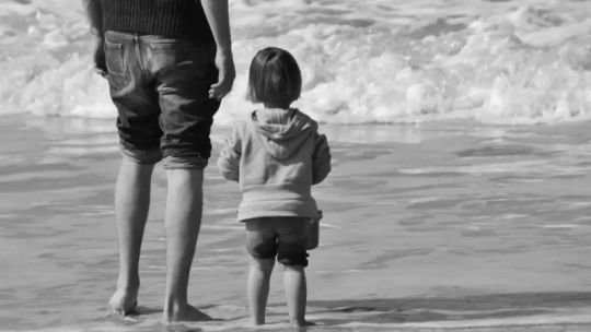 Por qué hay una fuerte caída de los nacimientos: “Nos vamos a convertir progresivamente en una sociedad cada vez más vieja”