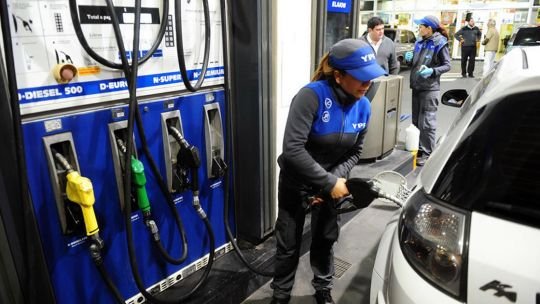 YPF, Puma, Shell, Axion: el precio de la nafta en Ciudad de Buenos Aires hoy, martes 27 de enero de 2026