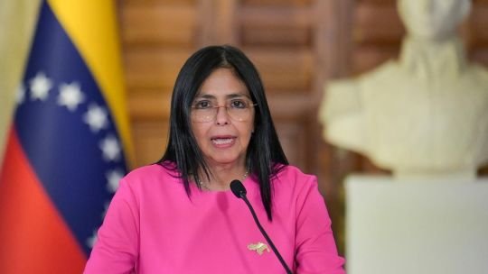 Delcy Rodríguez afirmó que no descansará hasta traer “de vuelta” a Maduro y cuestionó a Trump por su “agresión vil” contra Venezuela