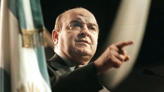 De “lavar los platos” al “uno a uno”: las frases de Domingo Cavallo que marcaron la psiquis argentina