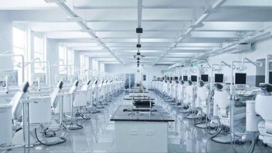 El Hospital Odontológico de la UBA brindará atención durante enero y febrero para cubrir la alta demanda