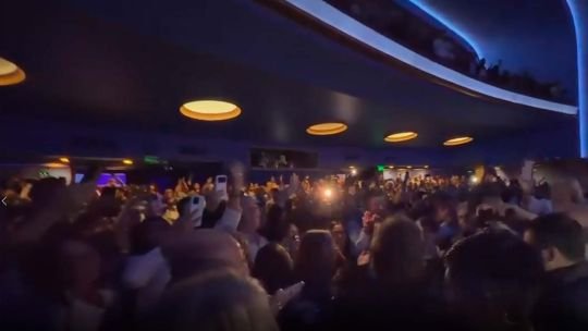 Milei llegó a La Derecha Fest tras cantar “El rock del Gato” con Fátima Flórez