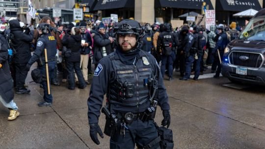La Fiscalía General de Estados Unidos no investigará al agente de ICE que mató a una mujer en Minneapolis