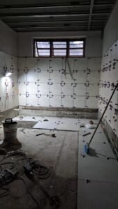 El Intendente Javier Murer visitó el CPEM N.º 17 y la Escuela N.º 353 para interiorizarse respecto al avance de las obras de cara al inicio del ciclo lectivo 2026