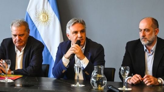 Tras la reforma laboral, Llaryora apuesta a la gestión y minimiza movimientos de la oposición