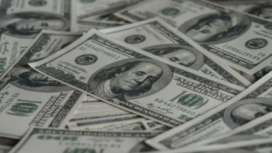 A cuánto cerró el dólar blue hoy, lunes 23 de febrero