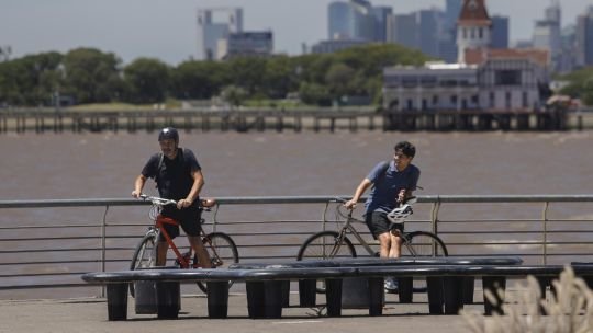 Calor intenso en la ciudad de Buenos Aires y el AMBA con máximas de 32 grados y tiempo inestable en diversos puntos de Argentina