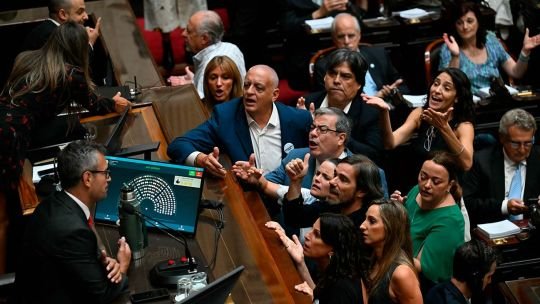 Reforma laboral en Diputados: las imágenes de un debate decisivo en el Congreso