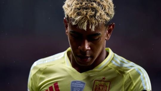 Lamine Yamal rompió un récord de Maradona y Barcelona avanzó a semifinales de la Copa del Rey