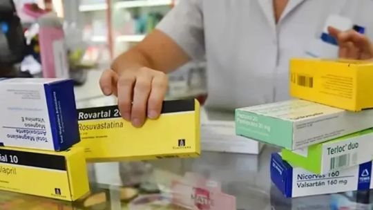 Crisis de PAMI en Corrientes: farmacéuticos advierten riesgo de corte por falta de pago