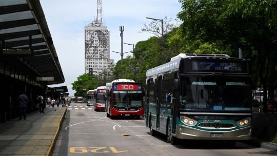 El gobierno propone nuevas tarifas para colectivos de jurisdicción nacional: A cuánto se iría el boleto en marzo