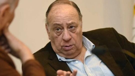 Cachanosky: “Milei usa el avión presidencial como si fuera un UBER”