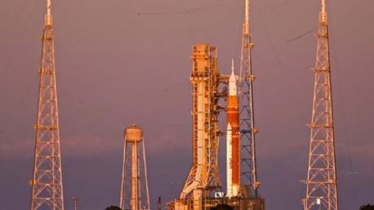 Artemis II: Los riesgos de la radiación cósmica más allá de los cinturones de Van Allen