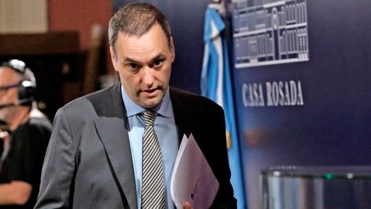 Manuel Adorni adquirió un nuevo inmueble y aumentan los cuestionamientos sobre su patrimonio