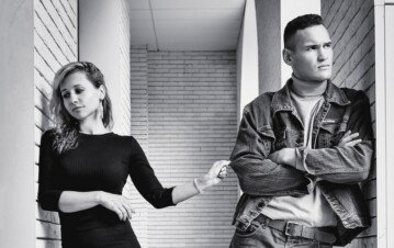 Los 5 gestos que delatan que una persona está enamorada de vos, según la psicología