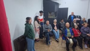 La Secretaría de Ciudadanía y Comunidades Saludables a través del Área de Personas Mayores, ofrece una variedad de actividades semanales.