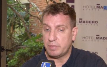 Ángel de Brito reveló el escándalo de Ian Lucas y Evangelina Anderson en Telefe: “La bajaron”