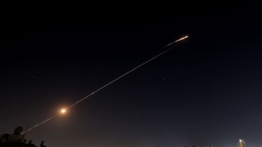 Guerra en Medio Oriente hoy, EN VIVO: Trump envió 5.000 marines y EEUU anunció una recompensa de USM por información sobre Khame