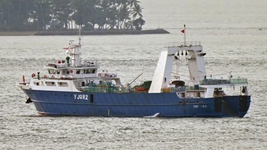 Propician pescar calamar con redes de arrastre